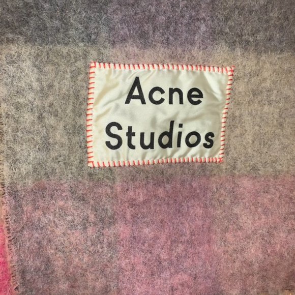 Spectacular quality Acne Studios Checkered scarf - Picture 2 of 4